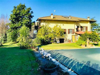 casa indipendente in vendita ad Ameglia in zona Fiumaretta