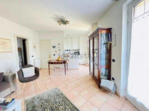 casa semindipendente in vendita ad Ameglia in zona Cafaggio