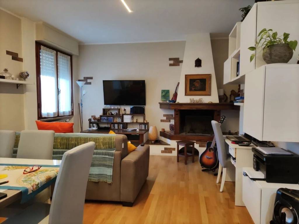 appartamento in vendita ad Ameglia in zona Cafaggio