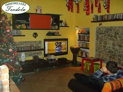 appartamento in vendita ad Ameglia in zona Fiumaretta