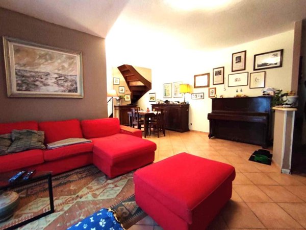 casa indipendente in vendita ad Ameglia