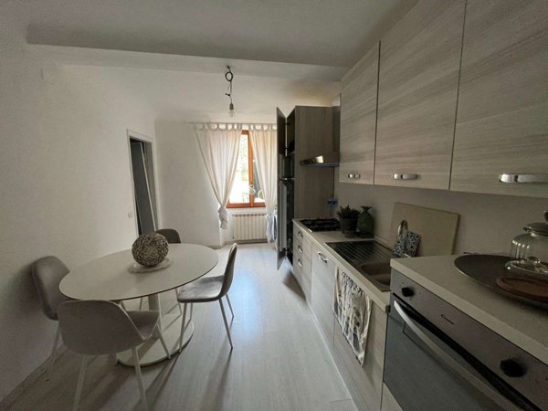 intera palazzina in vendita ad Ameglia