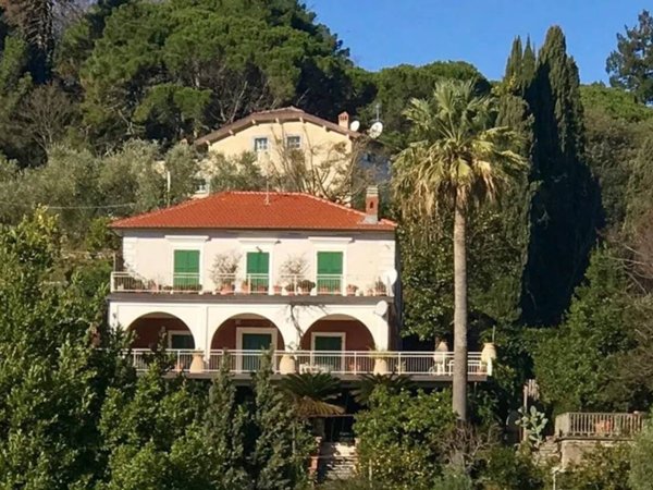 appartamento in vendita ad Ameglia in zona Bocca di Magra
