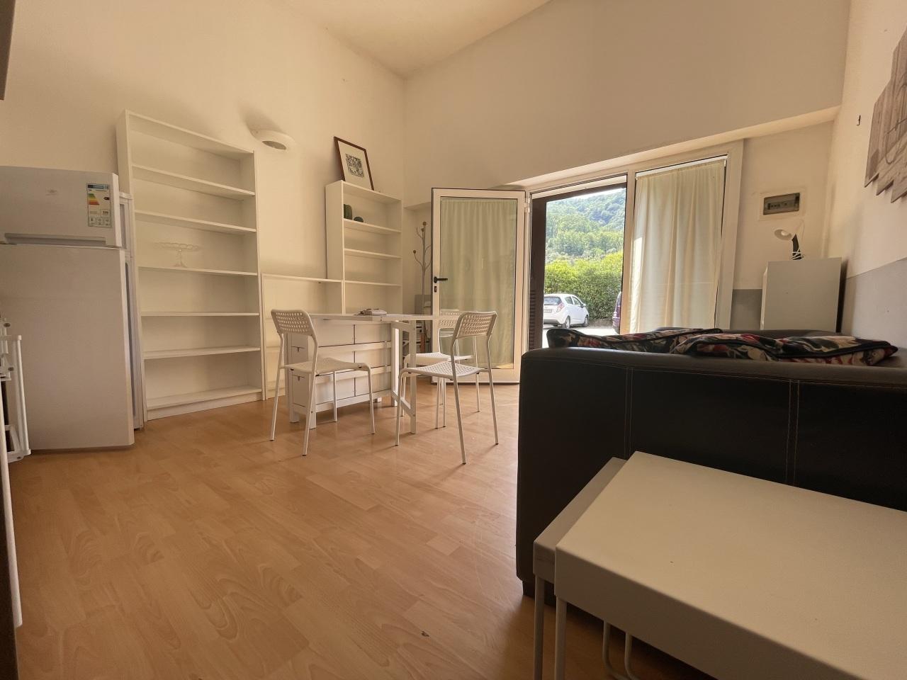 appartamento in vendita ad Ameglia in zona Cafaggio