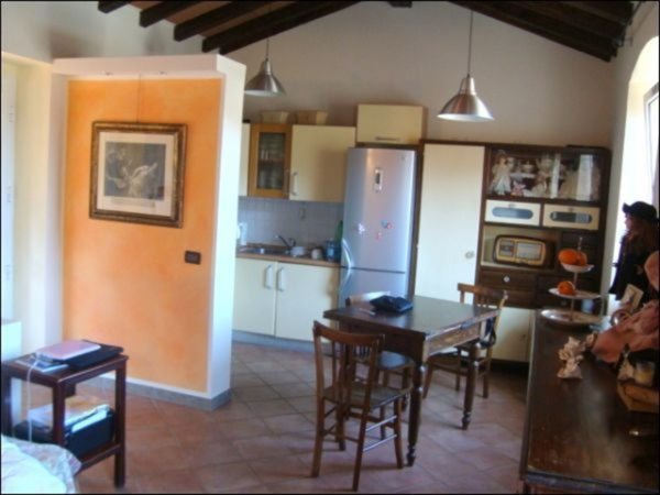 casa indipendente in vendita ad Ameglia in zona Cafaggio