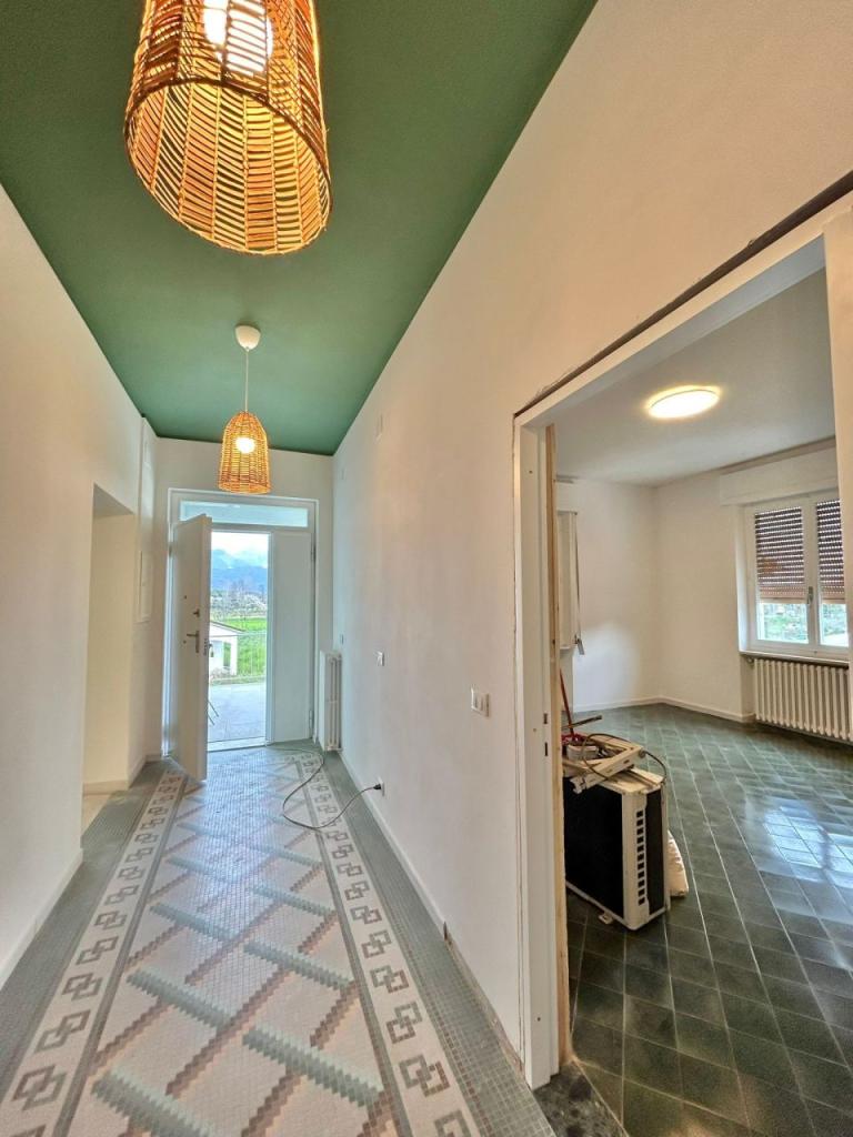 casa semindipendente in vendita ad Ameglia in zona Bocca di Magra
