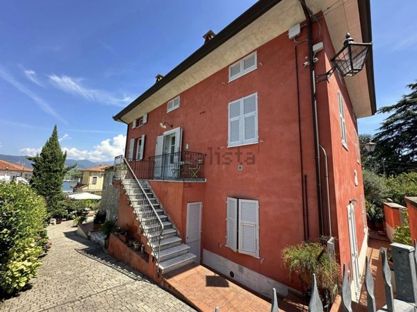 appartamento in vendita ad Ameglia in zona Bocca di Magra