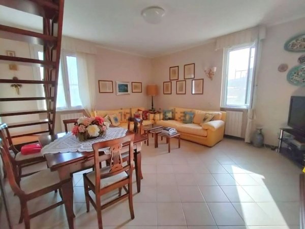 appartamento in vendita ad Ameglia