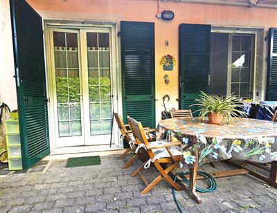 appartamento in vendita ad Ameglia in zona Bocca di Magra