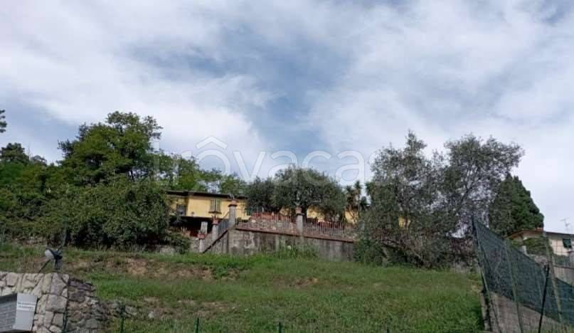 casa indipendente in vendita ad Ameglia