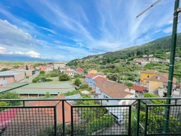 appartamento in vendita ad Ameglia