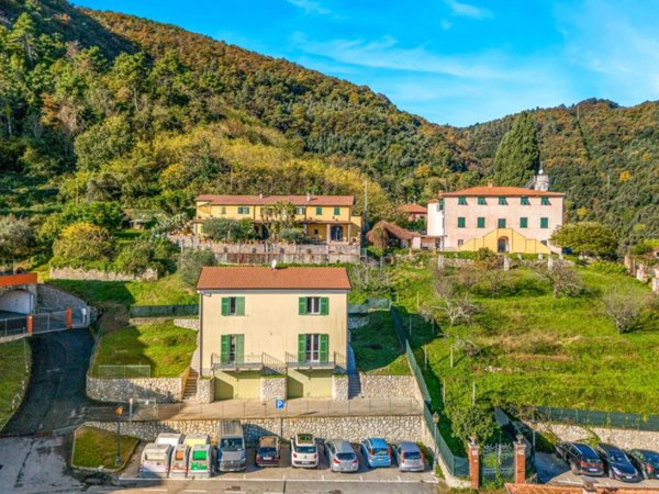 casa indipendente in vendita ad Ameglia