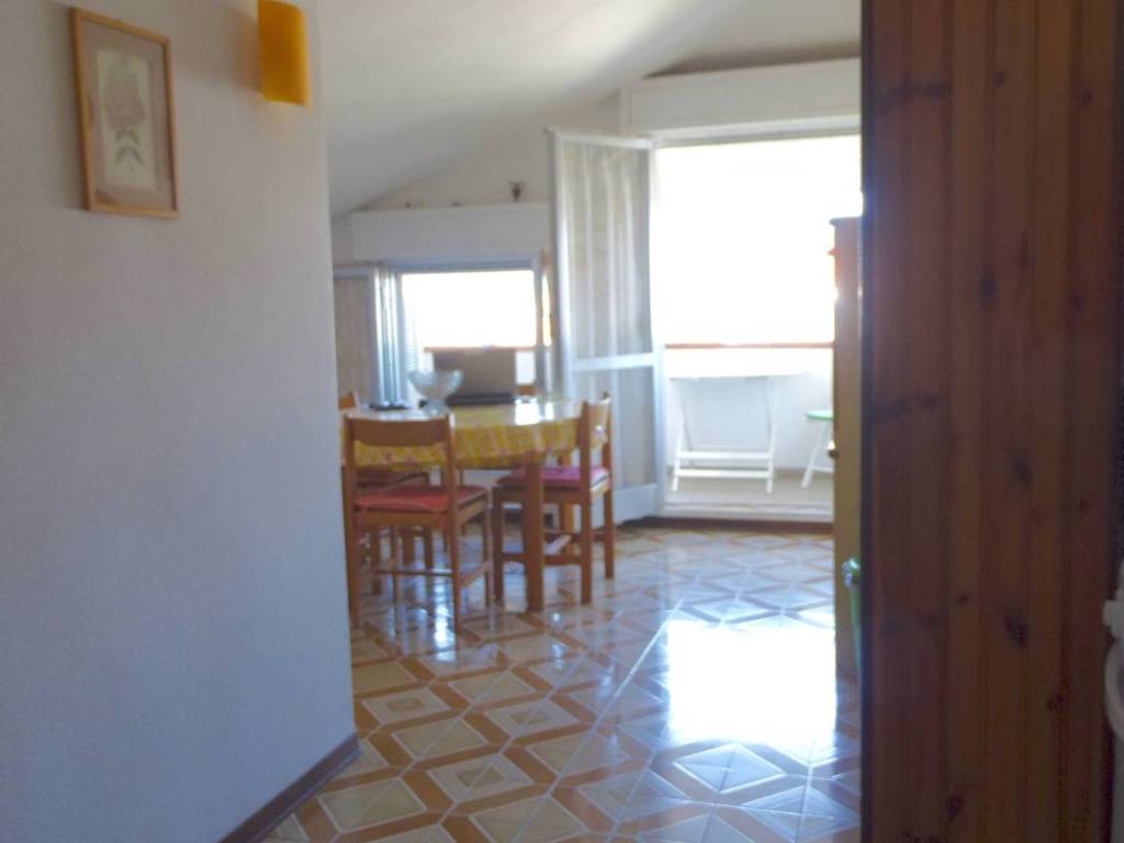 appartamento in vendita ad Ameglia in zona Fiumaretta