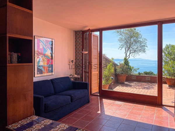 appartamento in vendita ad Ameglia