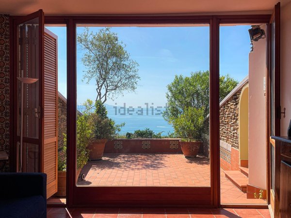 appartamento in vendita ad Ameglia