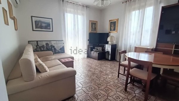 appartamento in vendita ad Ameglia in zona Bocca di Magra