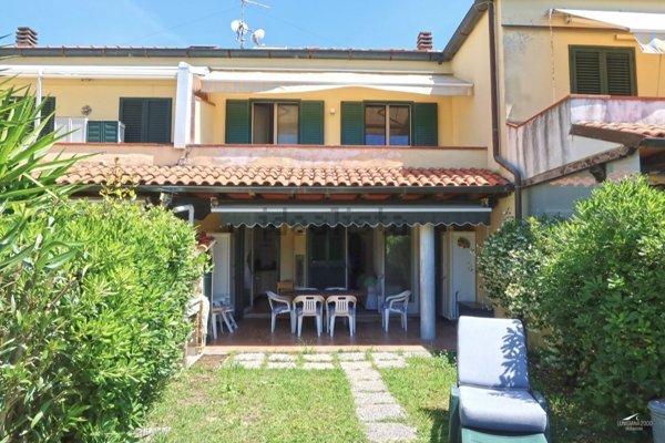 appartamento in vendita ad Ameglia