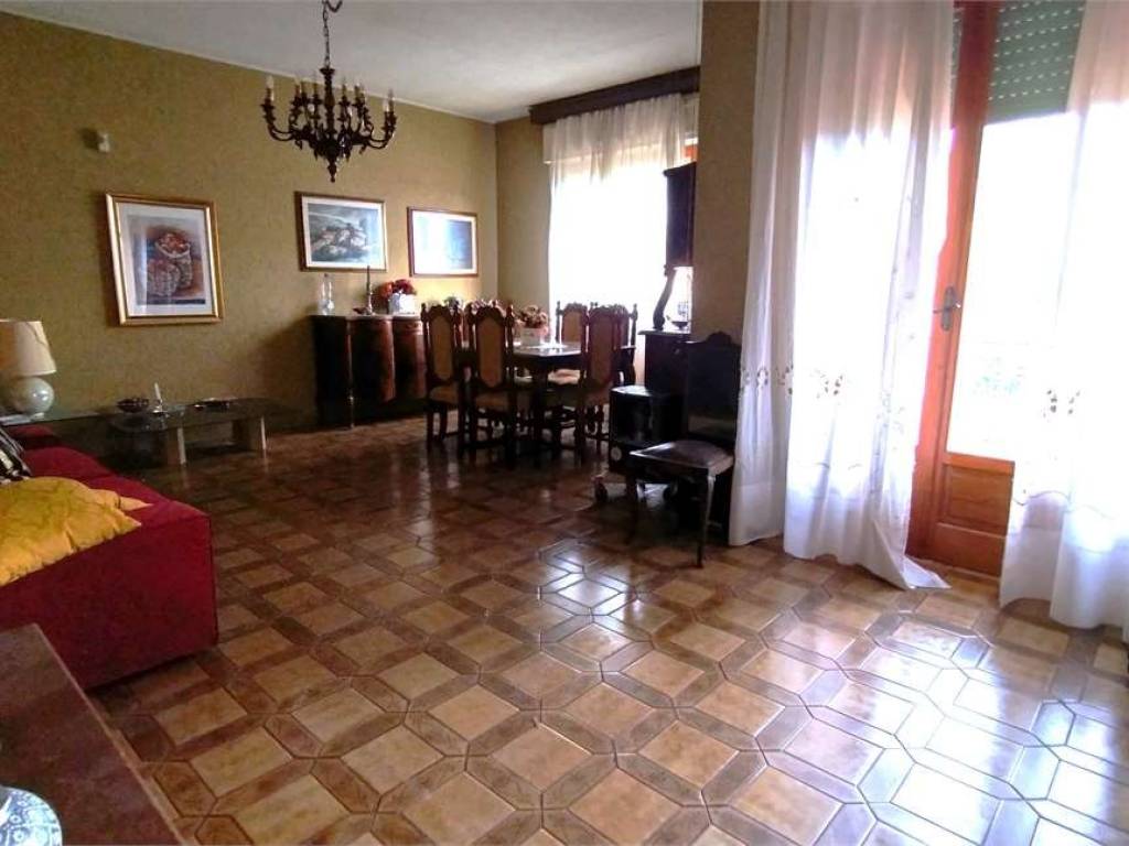 appartamento in vendita ad Ameglia