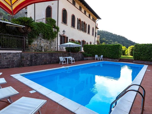 casa indipendente in vendita ad Ameglia