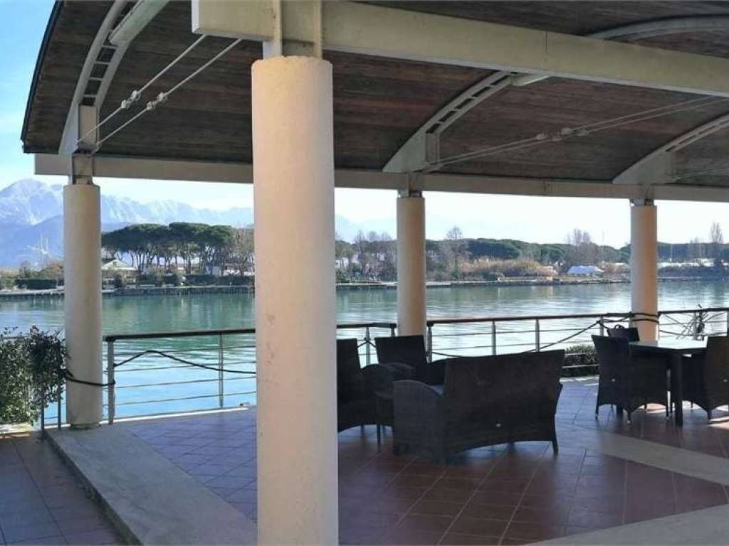 appartamento in vendita ad Ameglia in zona Bocca di Magra