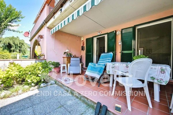 casa indipendente in vendita ad Ameglia in zona Bocca di Magra