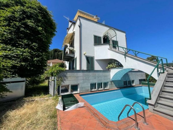 appartamento in vendita ad Ameglia in zona Bocca di Magra