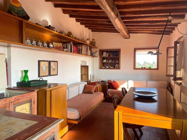 appartamento in vendita ad Ameglia in zona Montemarcello