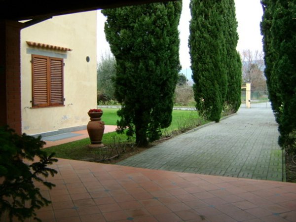 casa indipendente in vendita ad Ameglia