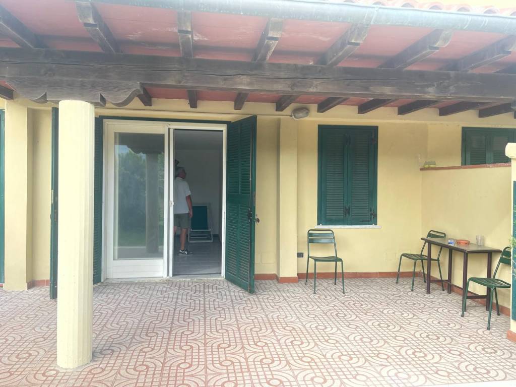 appartamento in vendita ad Ameglia