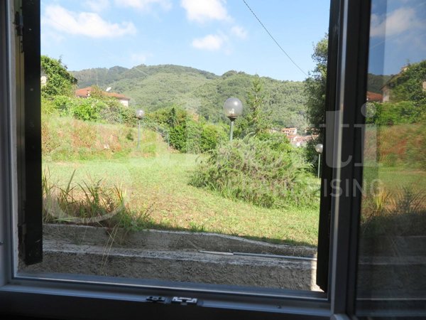 casa indipendente in vendita ad Ameglia