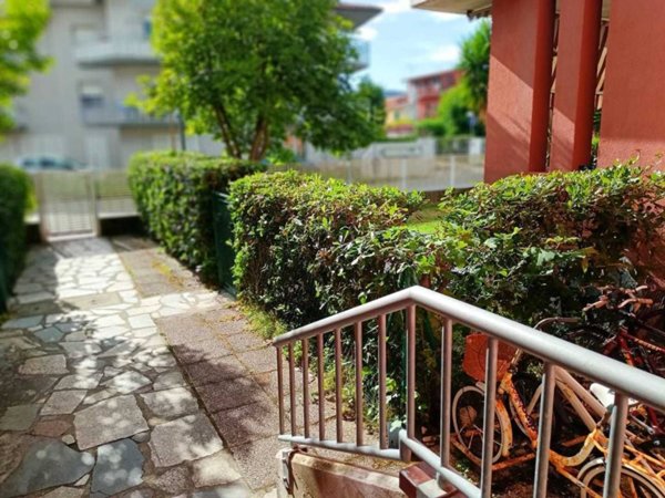 appartamento in vendita ad Ameglia in zona Fiumaretta