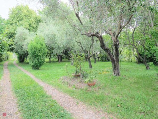 casa indipendente in vendita ad Ameglia