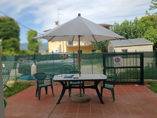 appartamento in vendita ad Ameglia in zona Bocca di Magra