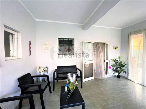 appartamento in vendita ad Ameglia in zona Bocca di Magra