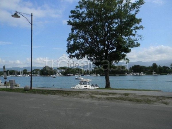 casa indipendente in vendita ad Ameglia in zona Bocca di Magra
