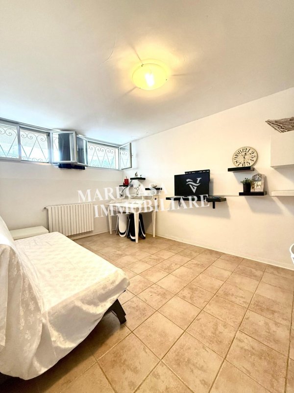 appartamento in vendita ad Ameglia in zona Fiumaretta