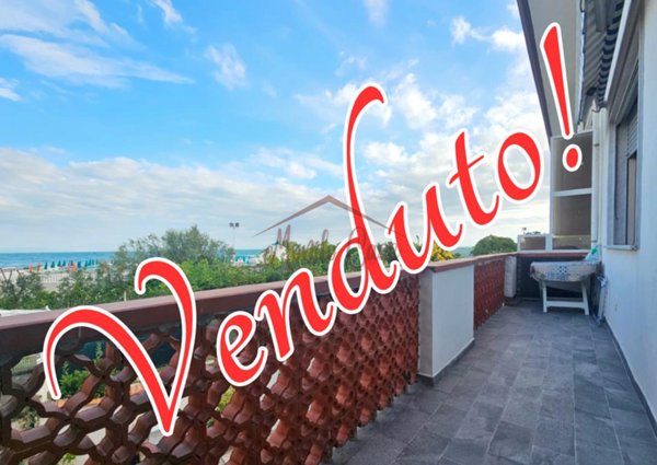 appartamento in vendita ad Ameglia in zona Bocca di Magra