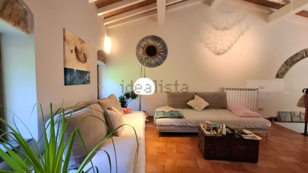 casa indipendente in vendita ad Ameglia