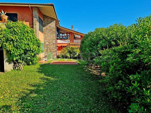 appartamento in vendita ad Ameglia in zona Bocca di Magra