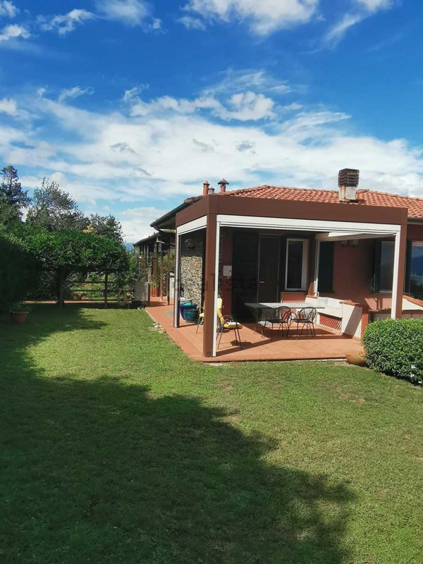 appartamento in vendita ad Ameglia