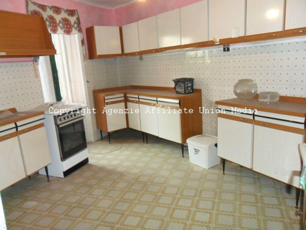 appartamento in vendita ad Ameglia