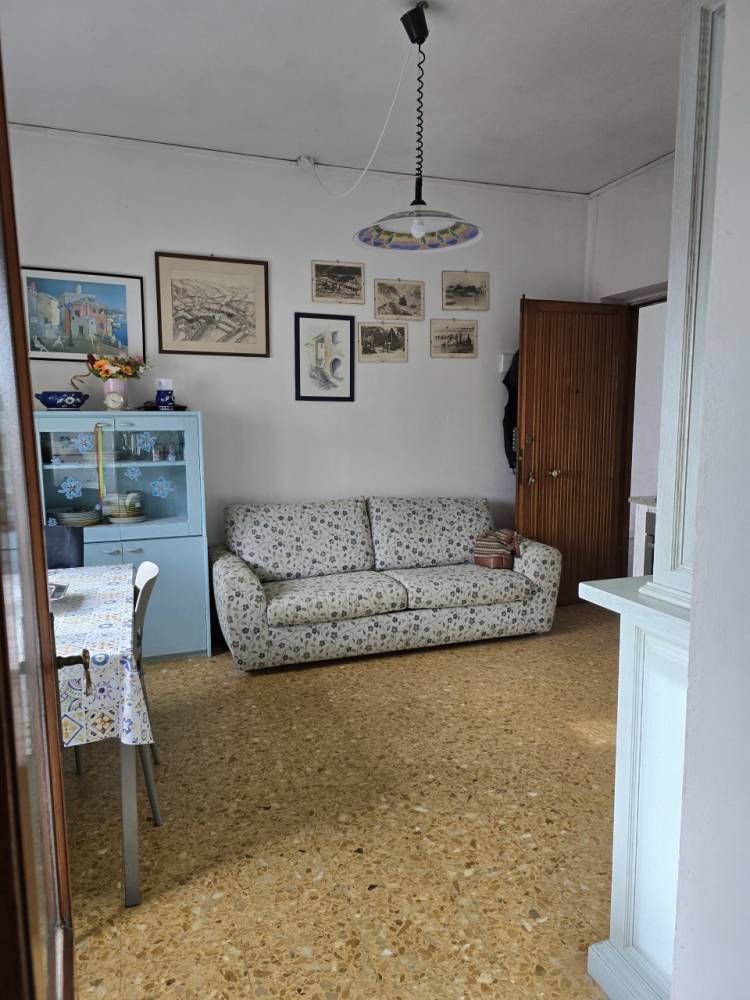 appartamento in vendita ad Ameglia in zona Fiumaretta