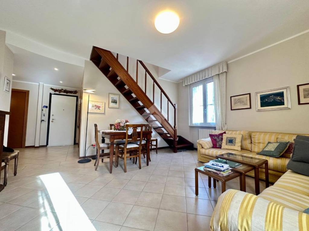 appartamento in vendita ad Ameglia