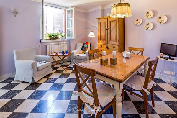 appartamento in vendita ad Ameglia in zona Bocca di Magra