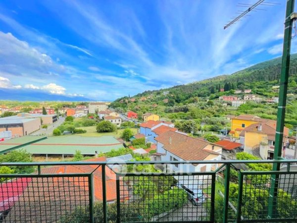 appartamento in vendita ad Ameglia