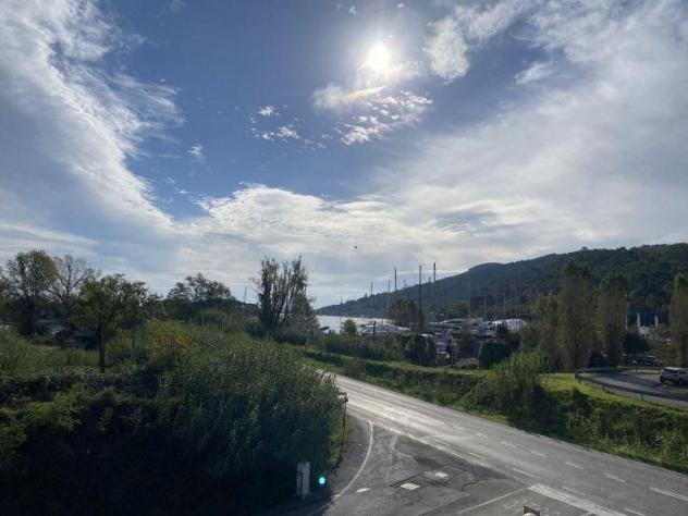 appartamento in vendita ad Ameglia