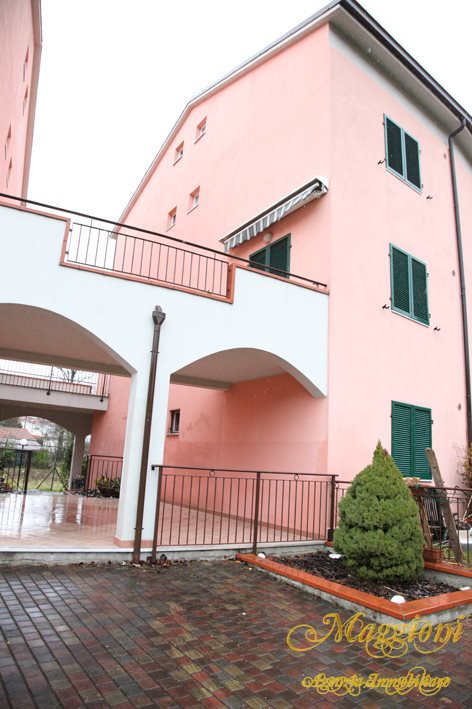 appartamento in vendita ad Ameglia in zona Cafaggio