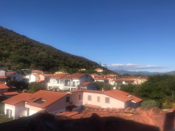 appartamento in vendita ad Ameglia