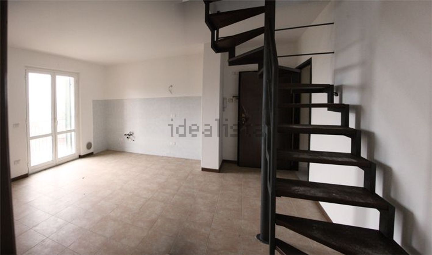 appartamento in vendita ad Ameglia in zona Bocca di Magra