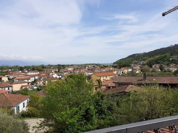 appartamento in vendita ad Ameglia